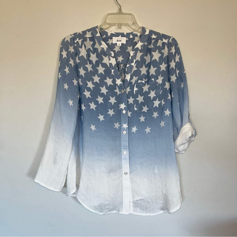 fyve Women's Button/Up Long Roll-Tab Sleeves Blue White with Stars Print Blouse